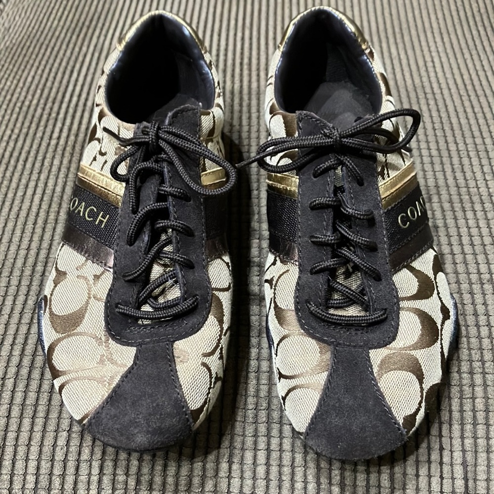 Coach Jayme Signature Sneaker, size 6.5